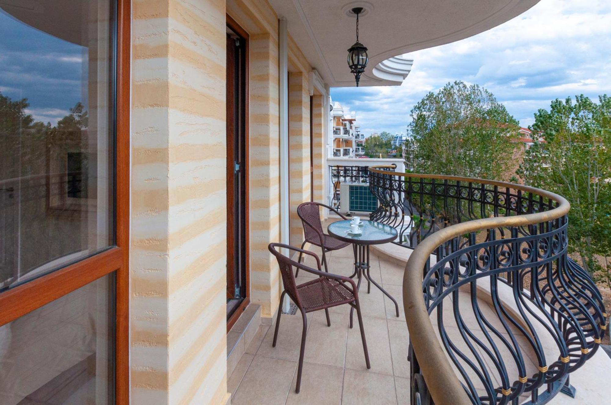 Harmony Suites Grand Resort 阳光海滩 外观 照片